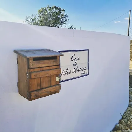 Casa Do Avo Antonio * Bensafrim