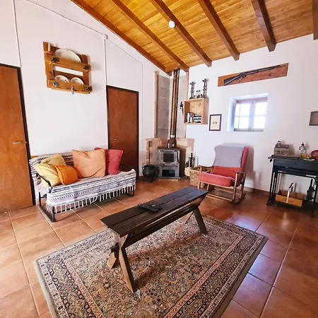 Holiday home Casa Do Avo Antonio Bensafrim